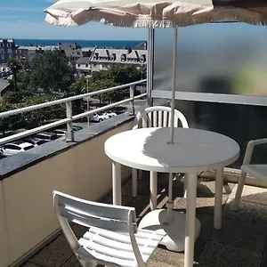  Appartement Calme Avec Terrasse Vue France